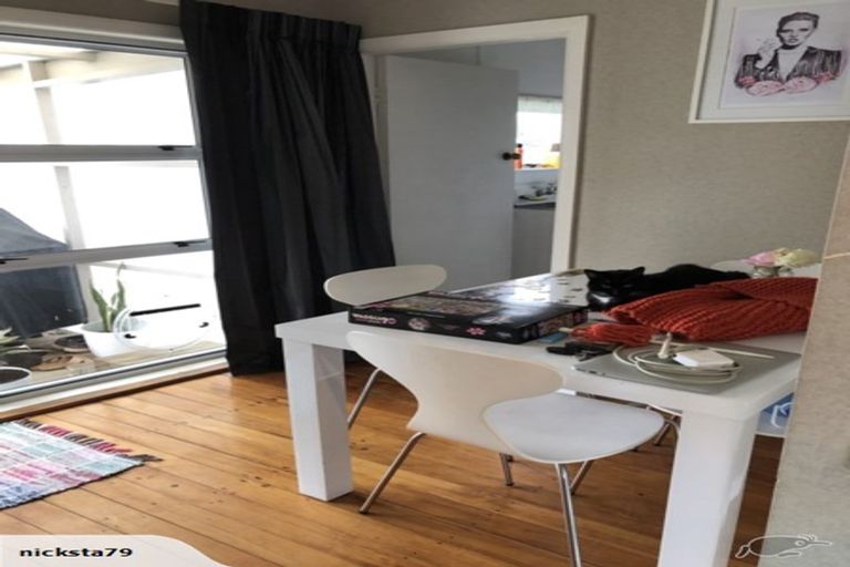 Photo of property in 417 Carrington Street, Upper Vogeltown, New Plymouth, 4310