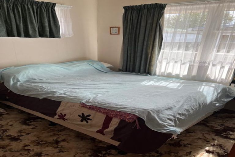 Photo of property in 22 Ellen Street, Manurewa East, Auckland, 2102