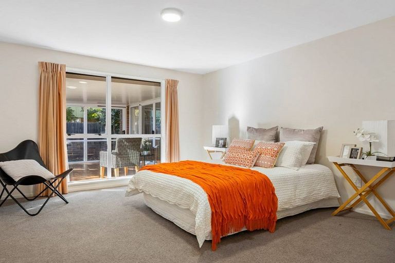 Photo of property in 2 Dalefield Drive, Cashmere, Christchurch, 8022