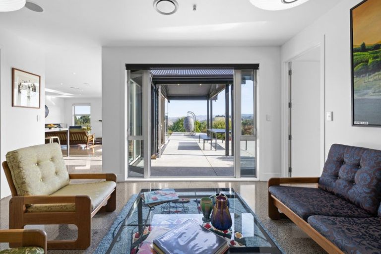 Photo of property in 22 Heipipi Drive, Eskdale, Napier, 4182