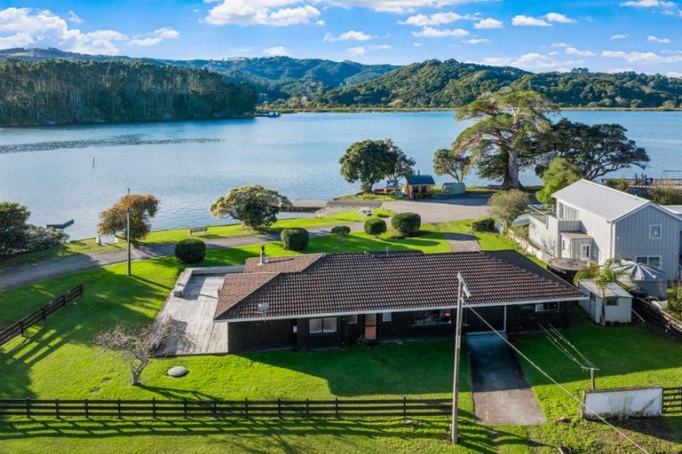 Photo of property in 2 Dunbar Road, Point Wells, Warkworth, 0986