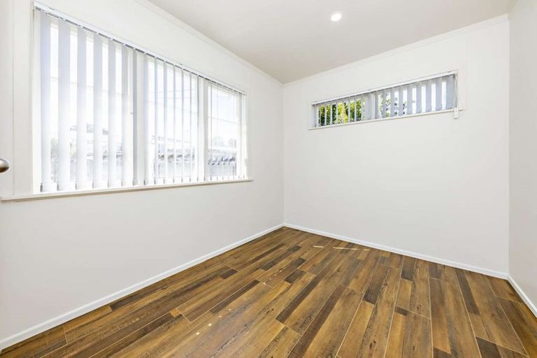 Photo of property in 51 Weymouth Road, Manurewa, Auckland, 2102