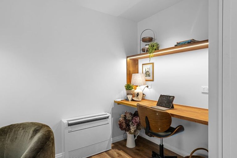 Photo of property in Regent Courts, 2/75 Gloucester Street, Christchurch Central, Christchurch, 8013
