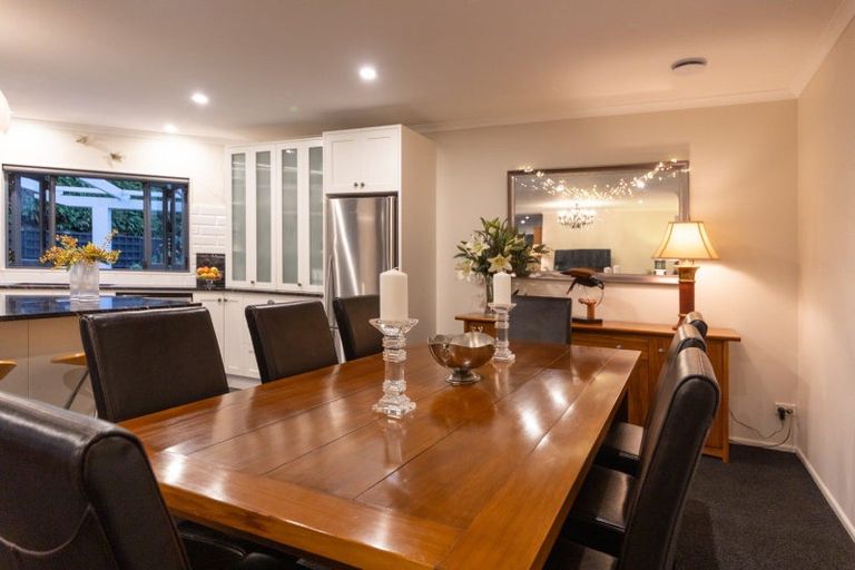 Photo of property in 86a Pahiatua Street, Hokowhitu, Palmerston North, 4410