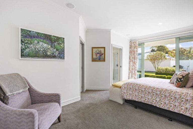 Photo of property in 379 Fergusson Drive, Heretaunga, Upper Hutt, 5018