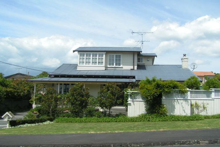 Photo of property in 13 Cameron Street, Takapuna, Auckland, 0622