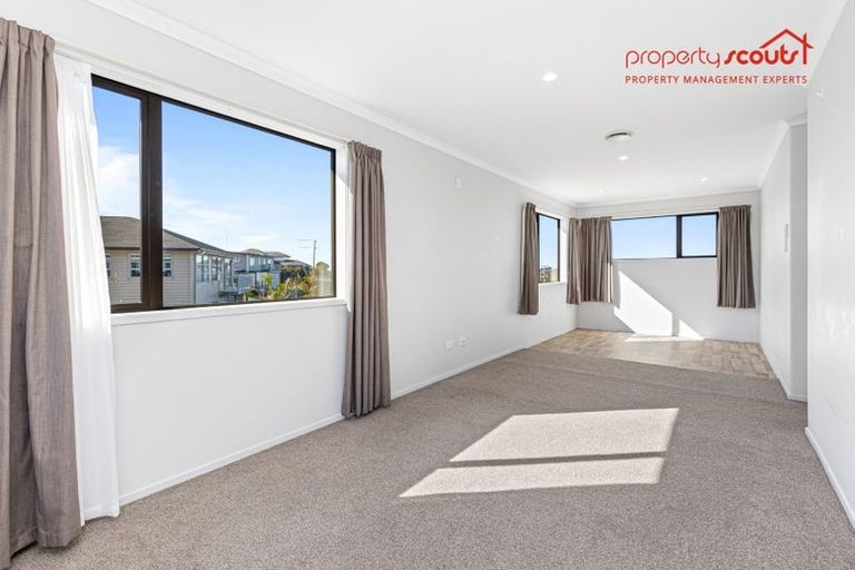 Photo of property in 76 Maire Road, Orewa, 0931
