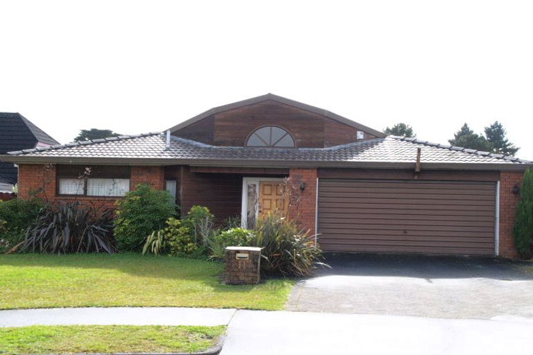Photo of property in 11 Mirabell Place, Golflands, Auckland, 2013
