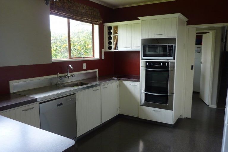 Photo of property in 340 South Road, Hawera, 4610