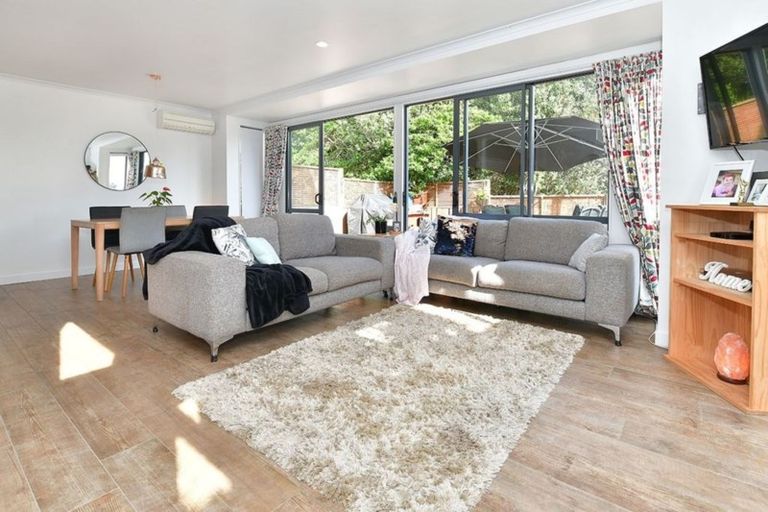 Photo of property in 63 Alverna View, Gulf Harbour, Whangaparaoa, 0930