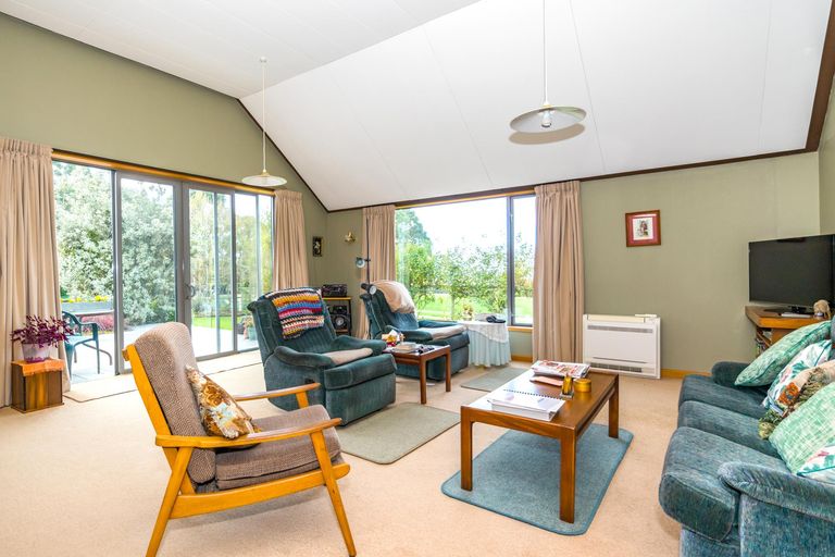 Photo of property in 67 Ribbonwood Road, Geraldine Downs, Geraldine, 7991