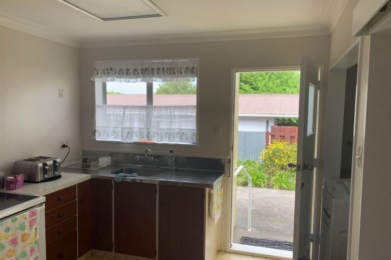 Photo of property in 2 Keir Crescent, Lansdowne, Masterton, 5810