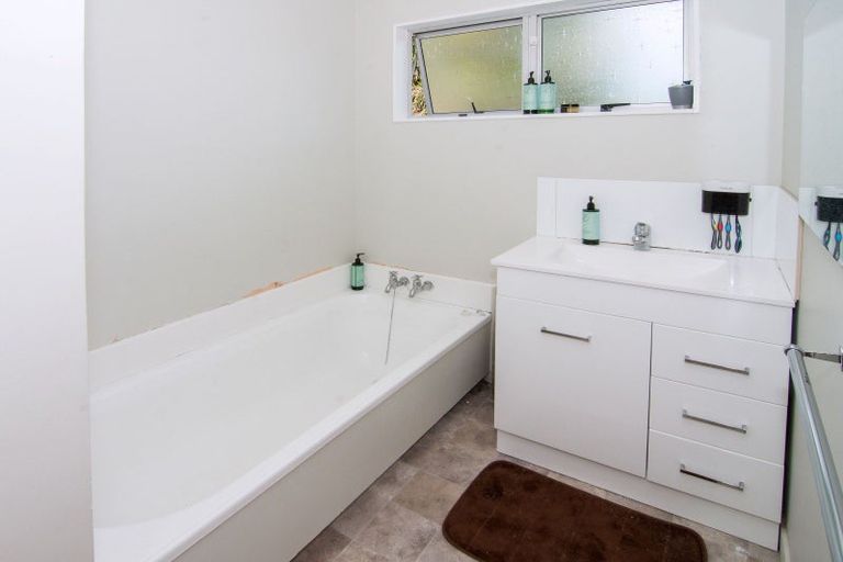 Photo of property in 43 South Belt, Solway, Masterton, 5810