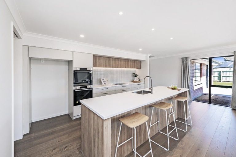 Photo of property in 22 Suffolk Drive, Kirwee, 7571