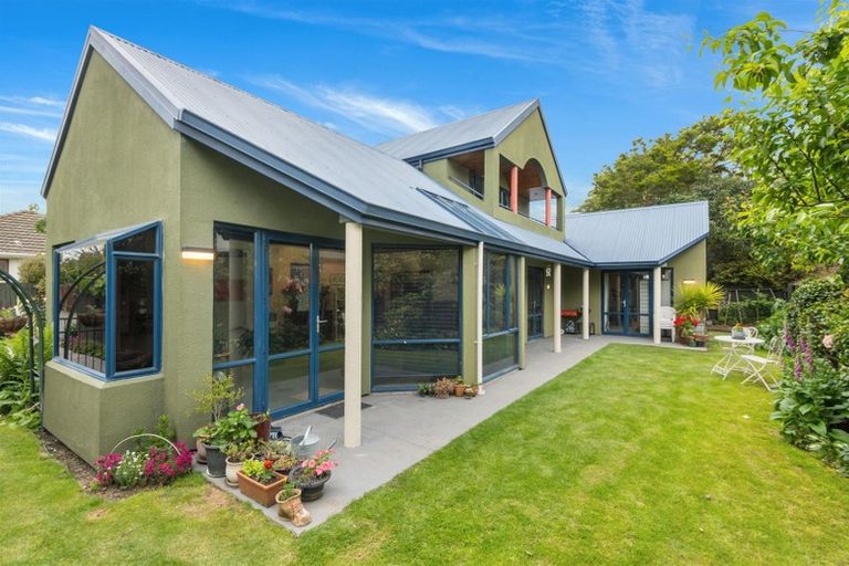 Photo of property in 88b Maidstone Road, Ilam, Christchurch, 8041