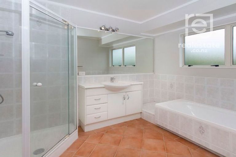 Photo of property in 116 Millhouse Drive, Northpark, Auckland, 2013