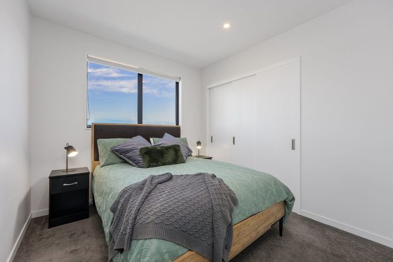 Photo of property in 82 Tarapuka Road, Westgate, Auckland, 0814