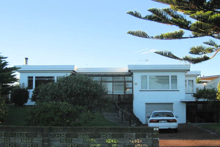 Photo of property in 60 Ocean Road, Paraparaumu Beach, Paraparaumu, 5032