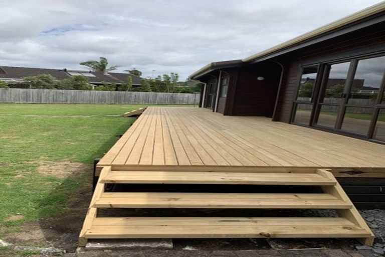 Photo of property in 10 Moenui Avenue, Orewa, 0931