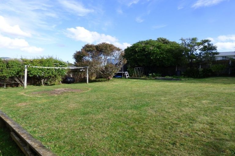 Photo of property in 124 Te Pene Avenue, Titahi Bay, Porirua, 5022