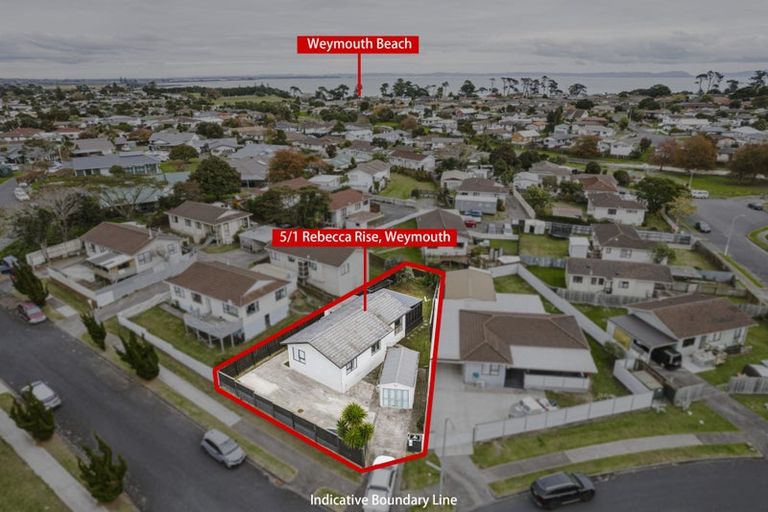 Photo of property in 5/1 Rebecca Rise, Weymouth, Auckland, 2103