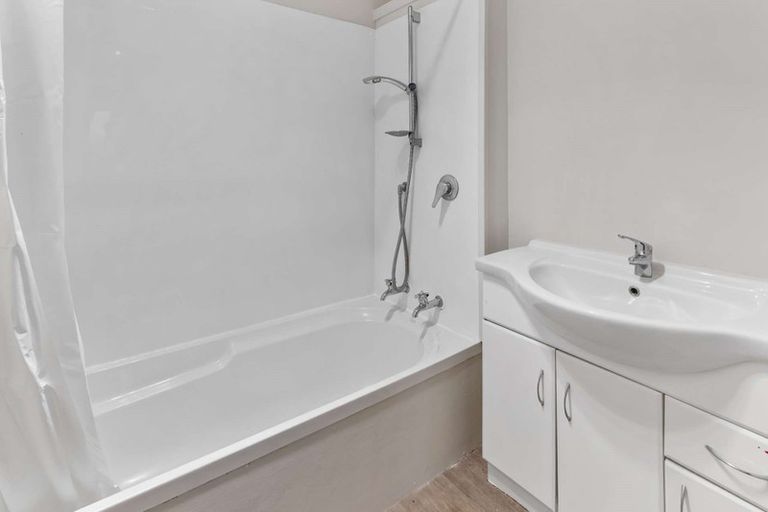 Photo of property in 6 Murray Street, Aramoho, Whanganui, 4500