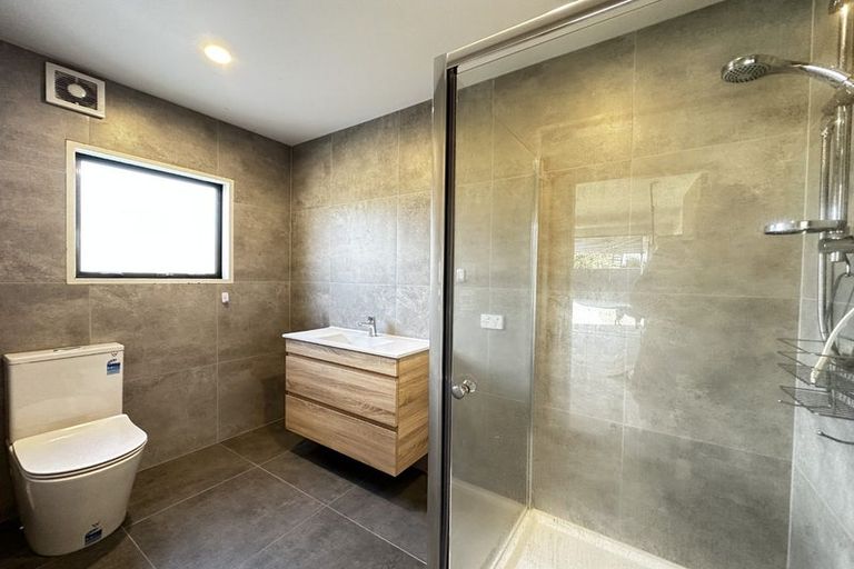 Photo of property in 1/63 Beachville Road, Redcliffs, Christchurch, 8081