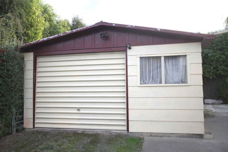 Photo of property in 24 Gresham Street, Geraldine, 7930