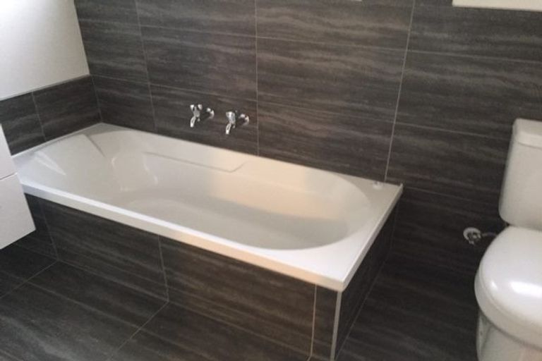 Photo of property in 2/8 Hurley Street, Christchurch Central, Christchurch, 8011