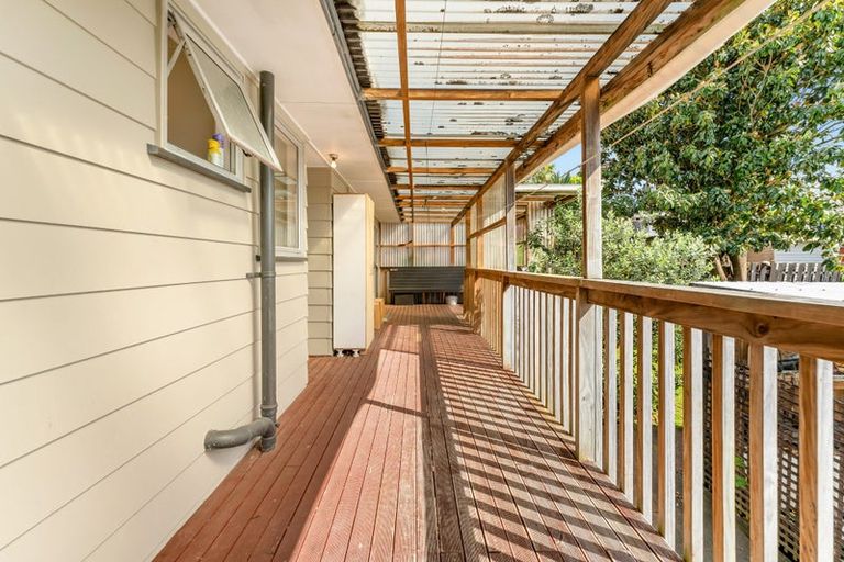 Photo of property in 26 Newham Place, Henderson, Auckland, 0612