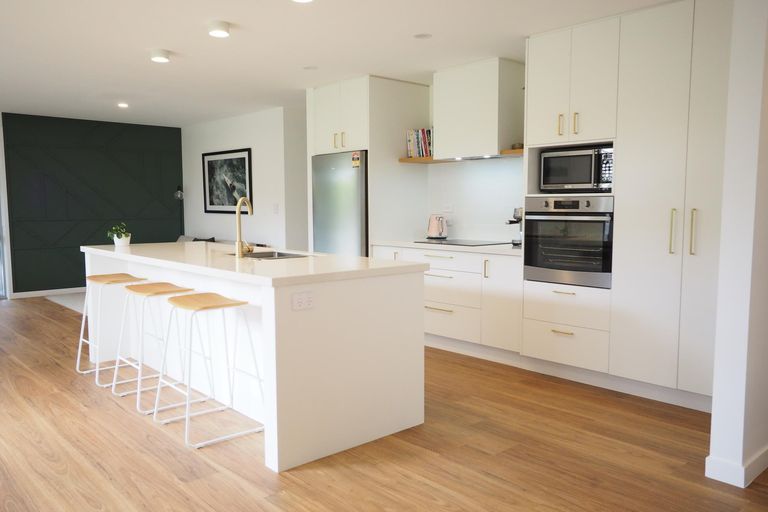 Photo of property in 12 Te Kio Crescent, Papamoa Beach, Papamoa, 3118