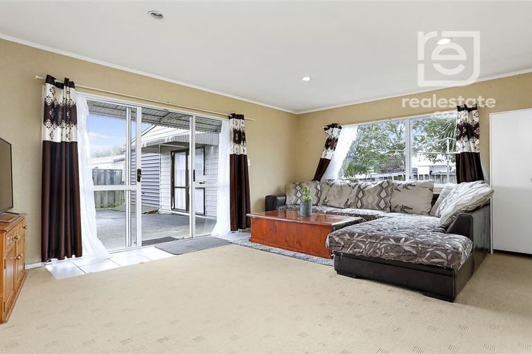 Photo of property in 5 Dennis Road, Papatoetoe, Auckland, 2025
