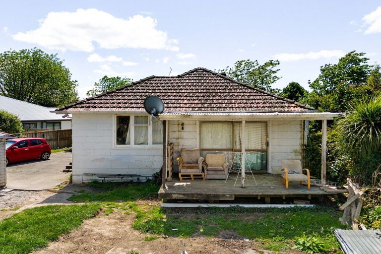 Photo of property in 10 Holland Road, Fairfield, Hamilton, 3214