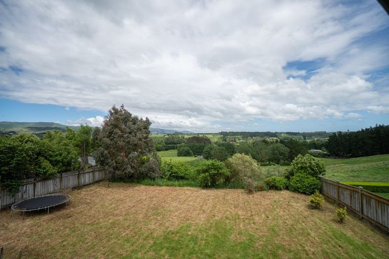 Photo of property in 140 Pacific Drive, Fitzherbert, Palmerston North, 4410