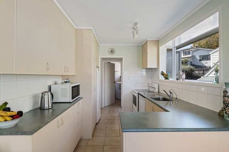 Photo of property in 53 Stanley Avenue, Milford, Auckland, 0620