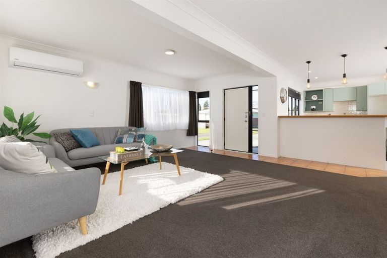 Photo of property in 6b Queen Road, Bellevue, Tauranga, 3110