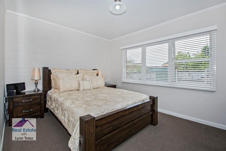 Photo of property in 11 Lupton Avenue, Kensington, Whangarei, 0112