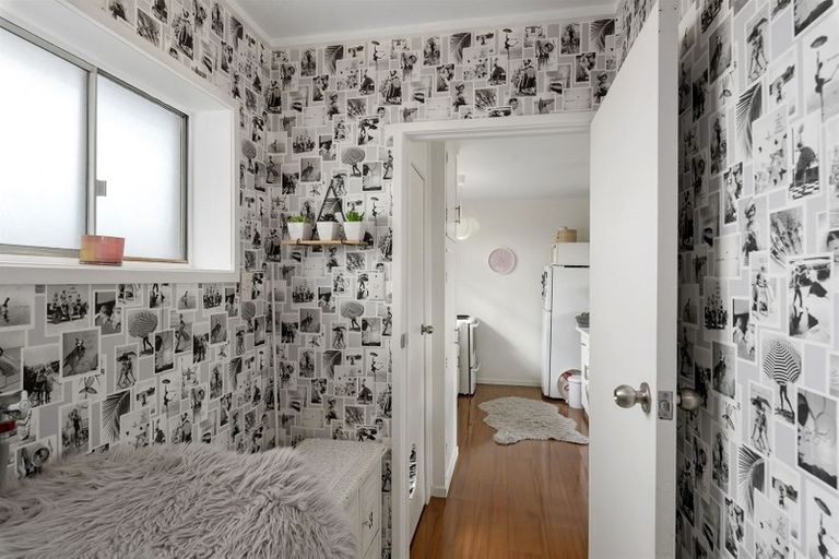 Photo of property in 3/28 William Bond Street, Stanley Point, Auckland, 0624