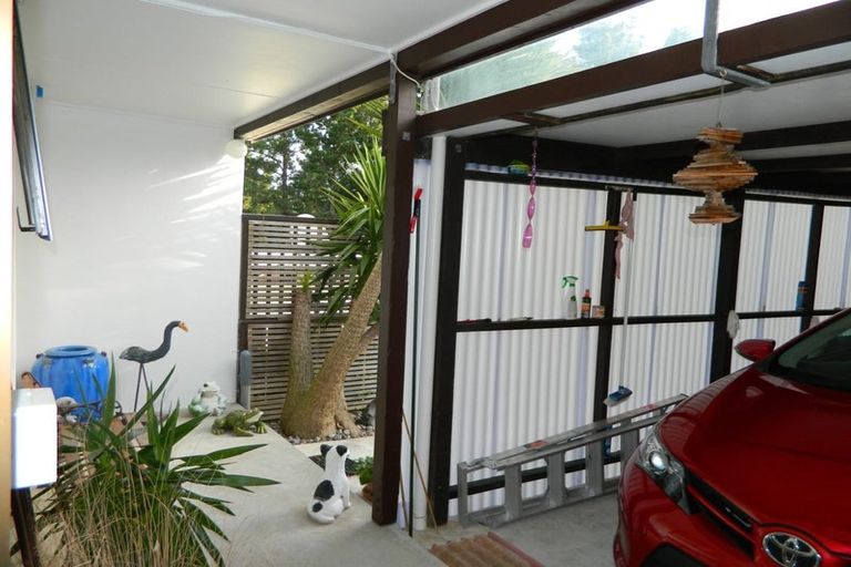 Photo of property in 2/9 Ash Grove, Ranui, Porirua, 5024