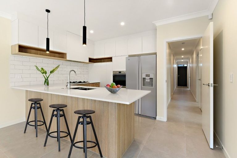 Photo of property in 60 Exmoor Road, Karaka, Papakura, 2113