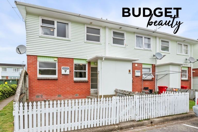 Photo of property in Oberon Flats, 48a Merton Street, Trentham, Upper Hutt, 5018