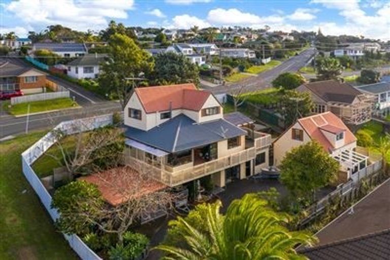 Photo of property in 54 Brightside Road, Stanmore Bay, Whangaparaoa, 0932
