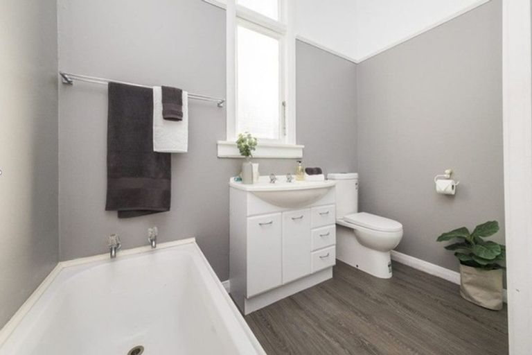 Photo of property in 849 Main Street, Roslyn, Palmerston North, 4414