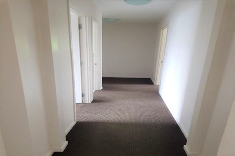 Photo of property in 48 Tongariro Drive, Aotea, Porirua, 5024