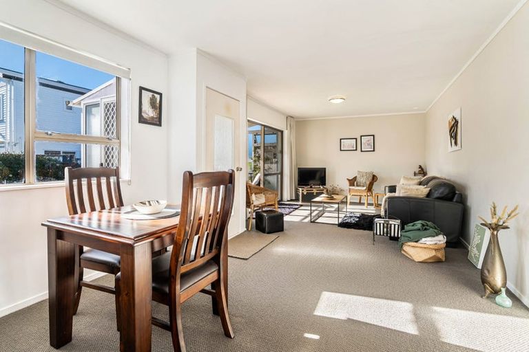 Photo of property in 2/438 Hibiscus Coast Highway, Orewa, 0931