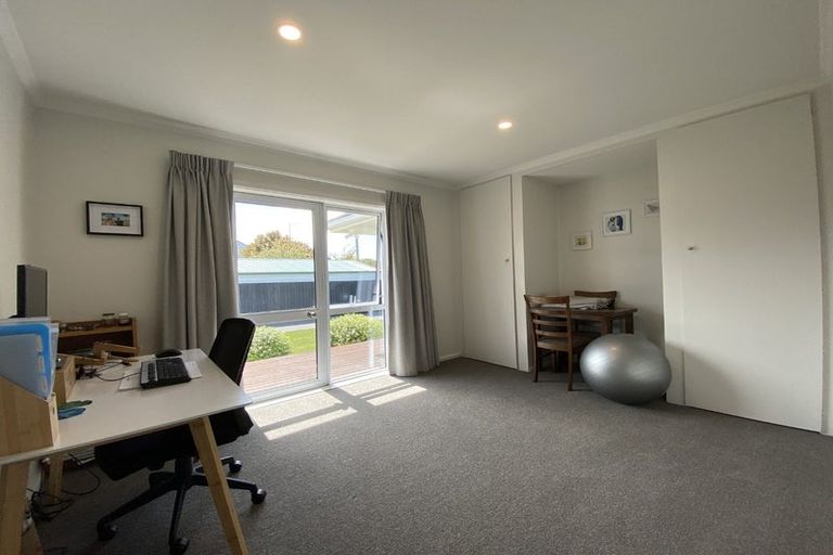 Photo of property in 205 Knowles Street, St Albans, Christchurch, 8052