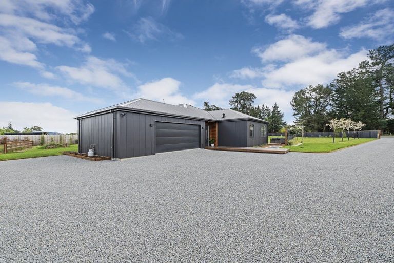 Photo of property in 1719 Hoskyns Road, Kirwee, 7571