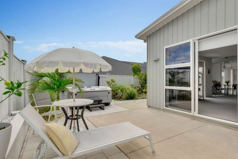 Photo of property in 60b The Boulevard, Papamoa Beach, Papamoa, 3118