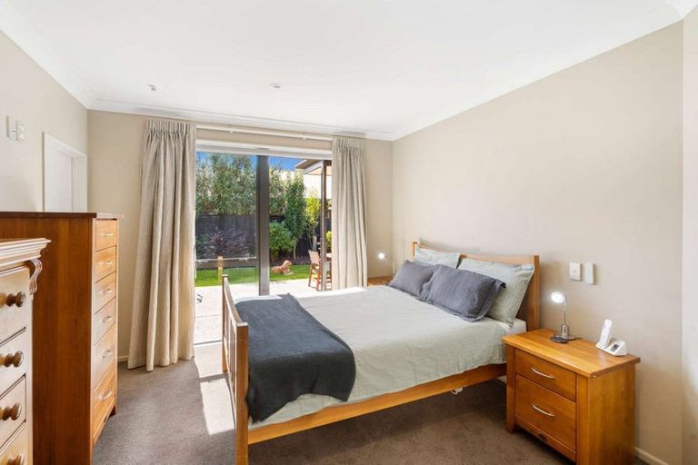 Photo of property in 17 Kedleston Drive, Avonhead, Christchurch, 8042