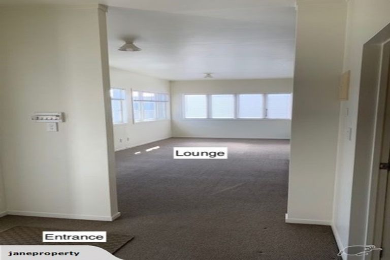 Photo of property in 12 Hugh Brown Drive, New Lynn, Auckland, 0600